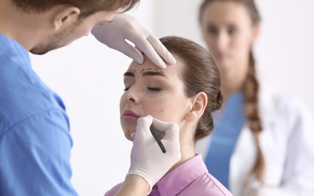 5 Things to Consider Before Getting Cosmetic Surgery